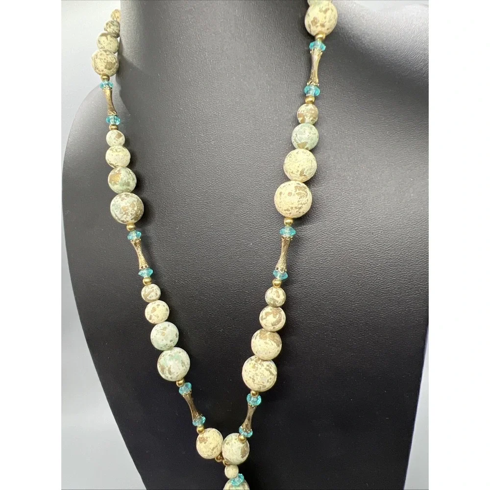The Unbranded Brand vintage beaded
